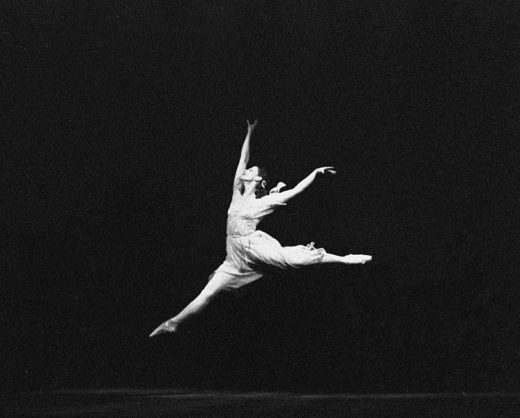 Image of Plisetskaya leaping.